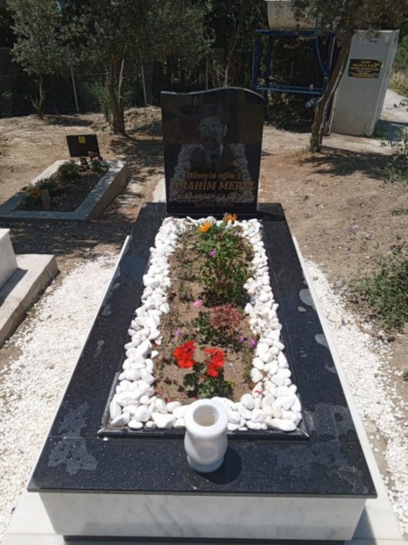 Bornova Kabir Bakımı Kabir Temizlik Bakım Firması İzmir