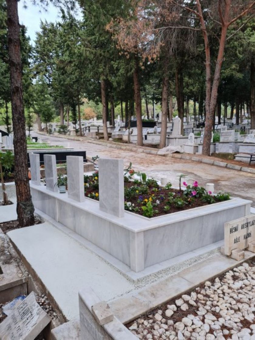 Kiraz Mermer Mezar Bakımı Temizliği Mezar Bakım Hizmetleri