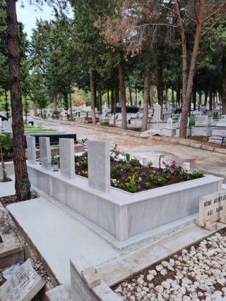 Aliağa Mezar Süsleme Mezar Üstü Süsleme Çiçeklendirme