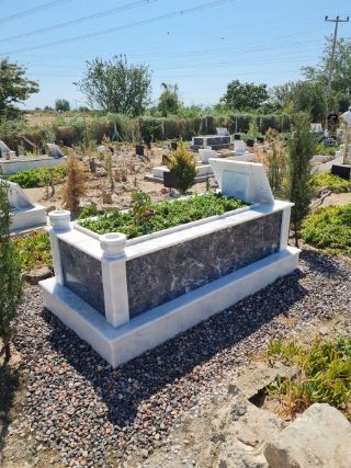 Bergama Mezar Çiçeklendirme İzmir Mezar Bakımı