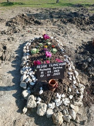 Karşıyaka Kabir Bakımı Kabir Temizlik Bakım Firması İzmir