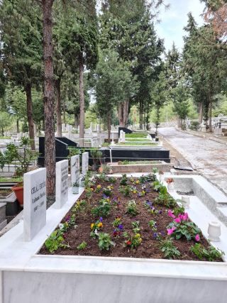 Karşıyaka Mermer Mezar Bakımı Temizliği Mezar Bakım Hizmetleri