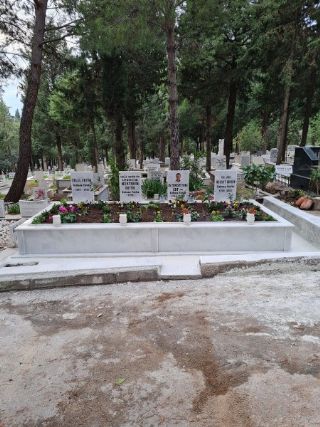 Menemen Mermer Mezar Bakımı Temizliği Mezar Bakım Hizmetleri