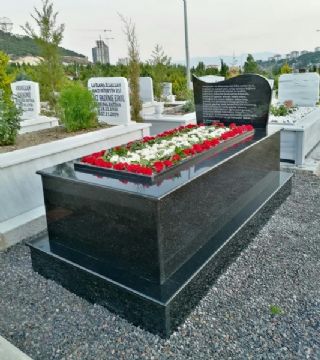 Narlıdere Mezar Çiçeklendirme İzmir Mezar Bakımı