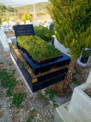 Narlıdere Mezar Peyzaj Hizmetleri Çiçeklendirme Bakım Temizlik