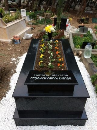 Torbalı Mezar Süsleme Mezar Üstü Süsleme Çiçeklendirme